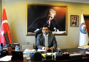 Rektör Laçiner'den Cemal Oral'a Geçmiş Olsun Mesajı 