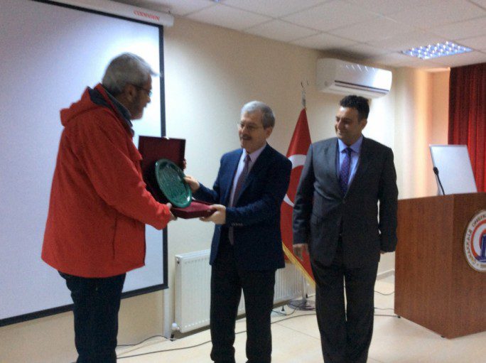 Çanakkaleli Hayırseverden TÖMER’e Bağış
